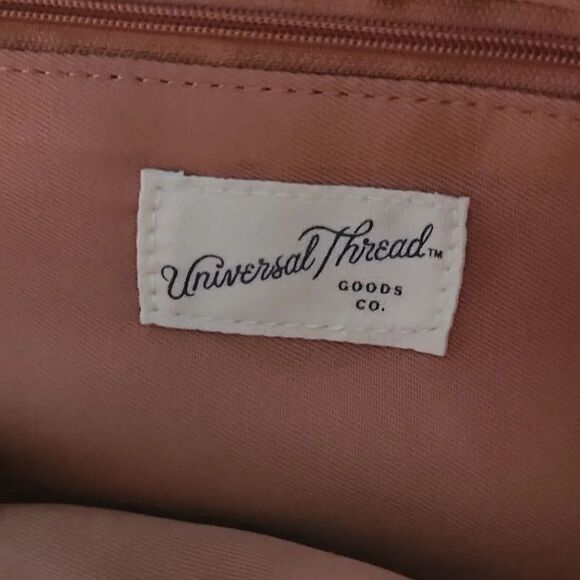 Universal Thread Ladies Faux Leather Hand Bag - Picture 7 of 8